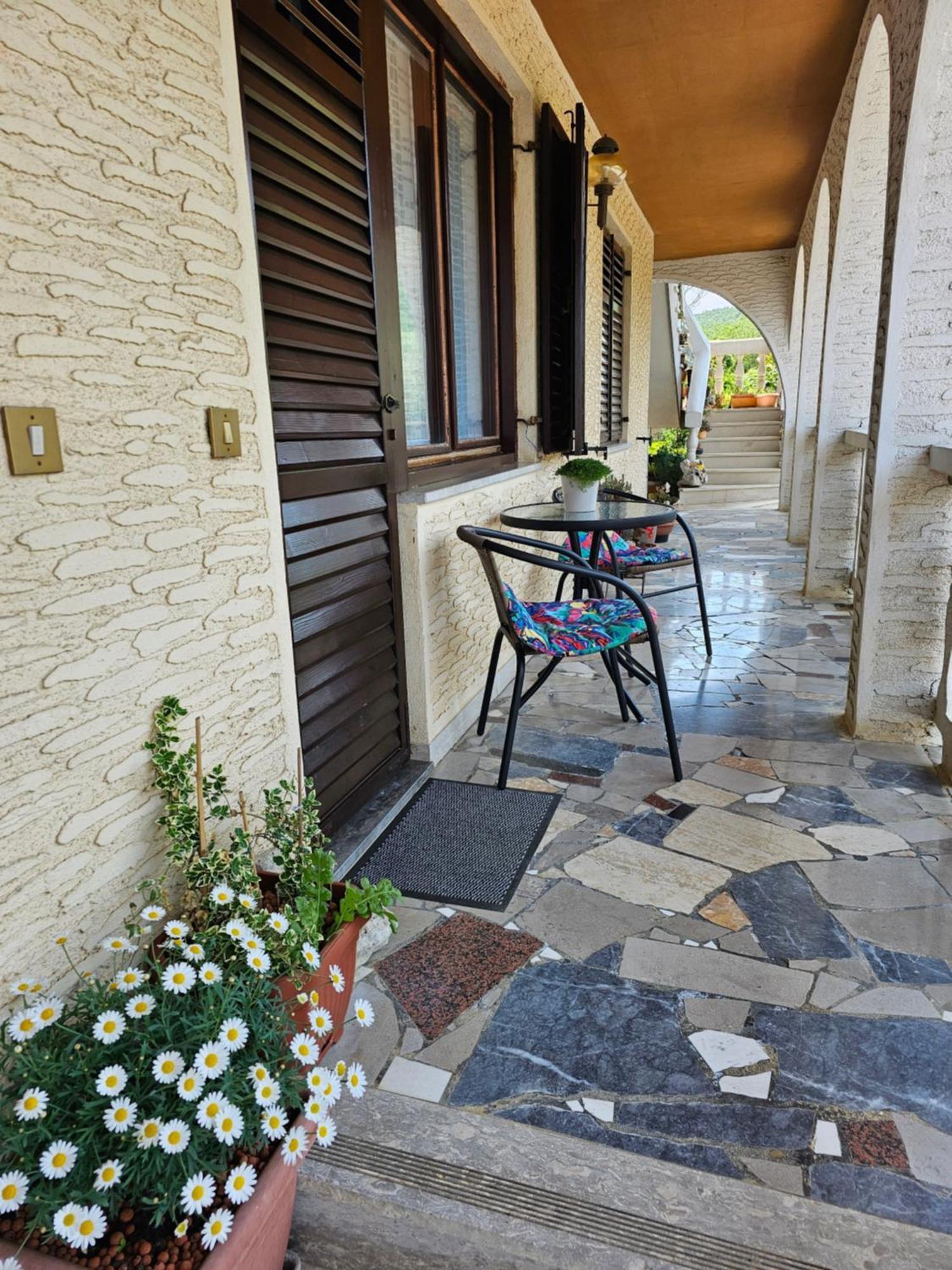 Apartmaji In Vinogradnistvo Klobas Lägenhet Sečovlje Exteriör bild