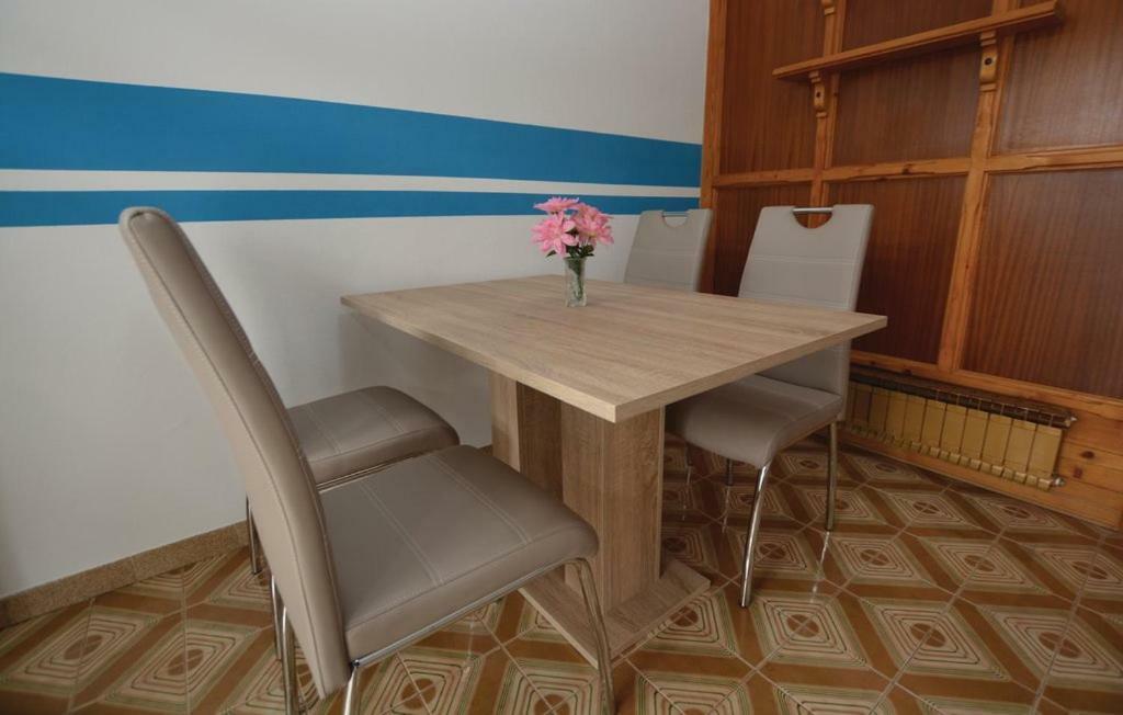 Apartmaji In Vinogradnistvo Klobas Lägenhet Sečovlje Exteriör bild